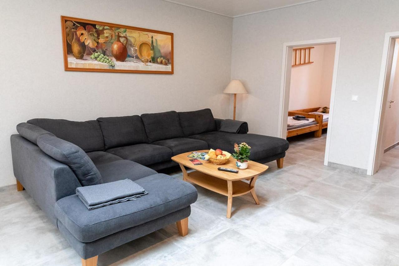 Reit- Und Bauernhof Klaucke Apartment Trebel ภายนอก รูปภาพ